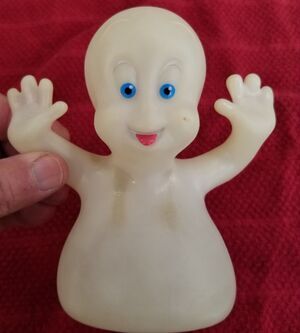 Casper the Friendly Ghost Figurine – 1995 Harvey – Glow in the Dark vintage